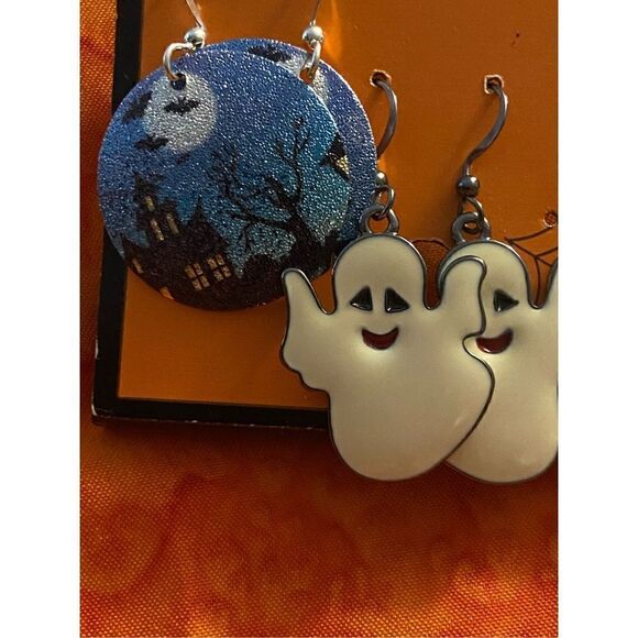 NWOT Halloween Earrings  - Picture 2 of 3